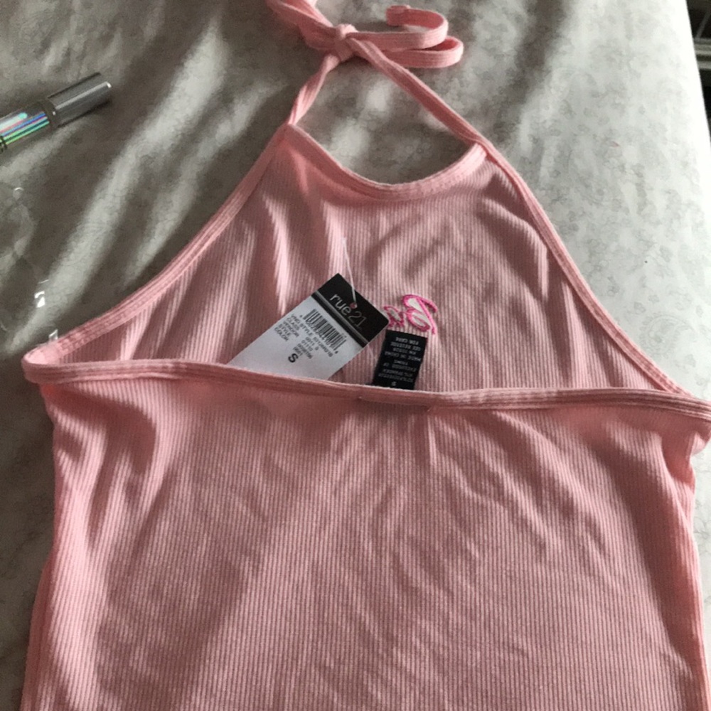 Pink halter top - Picture 3 of 4